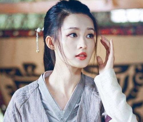 吃瓜娱乐李沁是谁,从吃瓜娱乐到璀璨星途的华丽蜕变